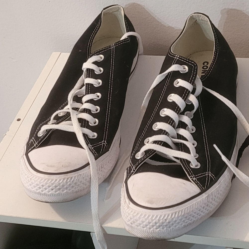 Converse sneakers men's size 13 black